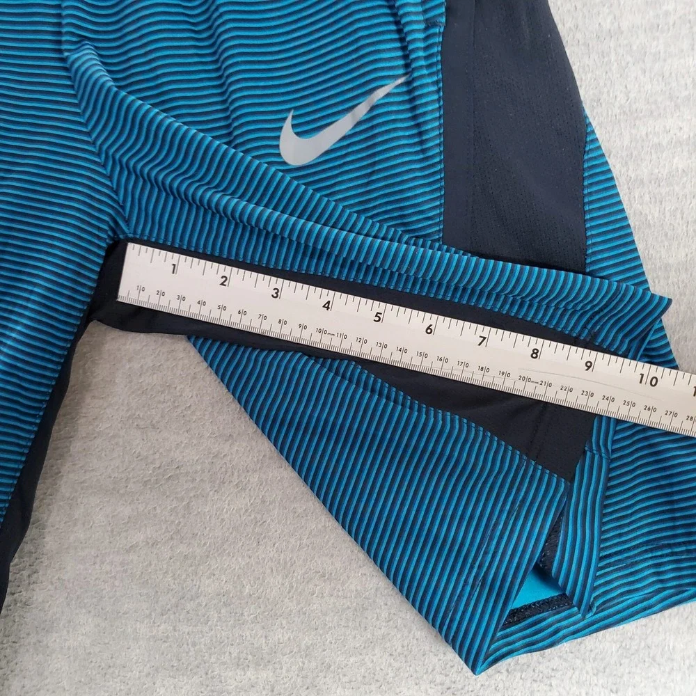 Nike Boys Activewear Shorts Small Blue Basketball Logo Gym Training‎